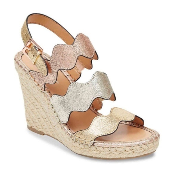 Marc Fisher Shoes - MARC FISHER Metallic Karida Platform Wedge 8.5